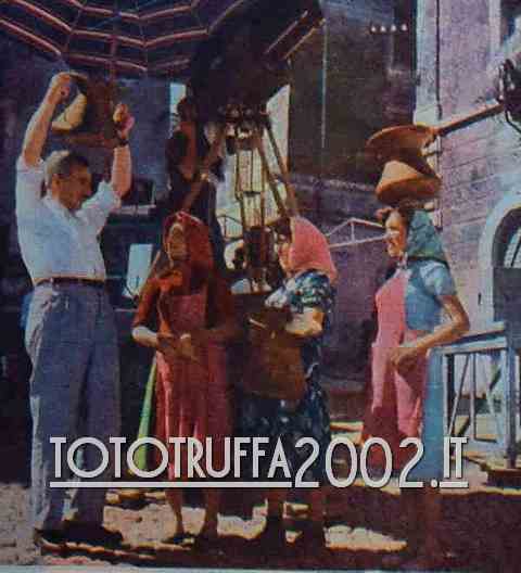 1954 07 31 Settimana Incom Gina Lollobrigida f05