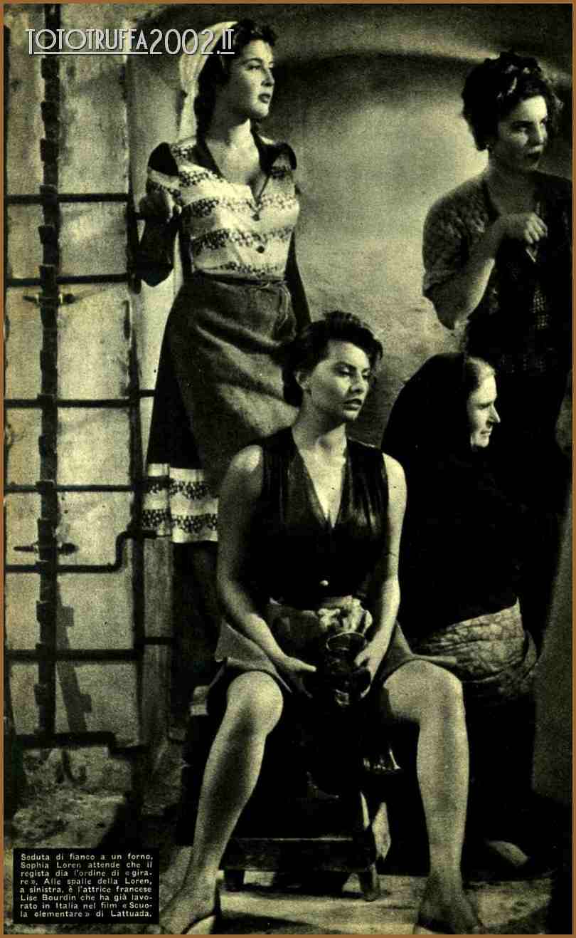1954 11 01 Epoca Sofia Loren f2