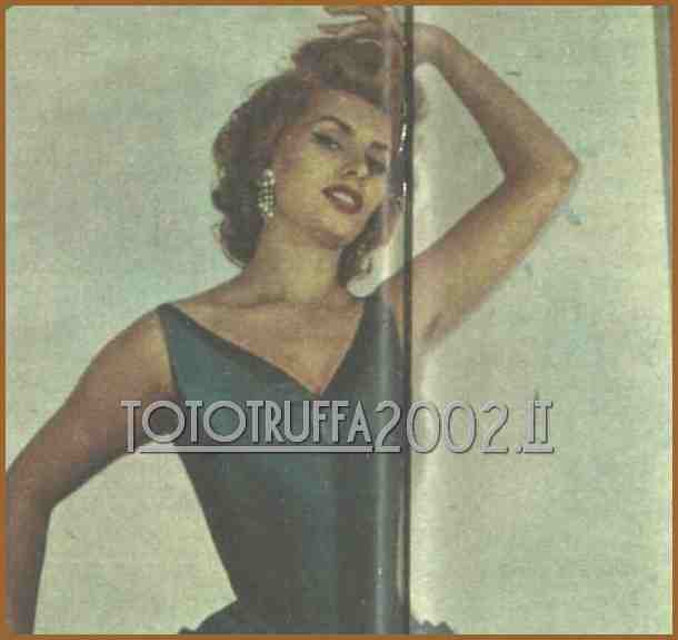1955 12 29 Tempo Sophia Loren f3