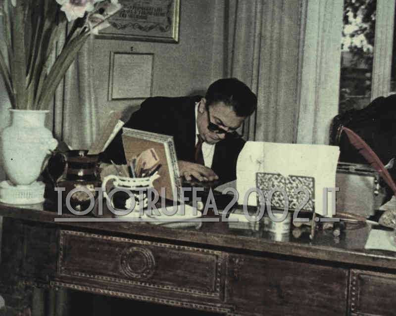 1958 11 02 L Europeo Federico Fellini f1